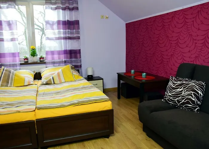 Ranczo U Stefana 尤斯托尼莫斯基