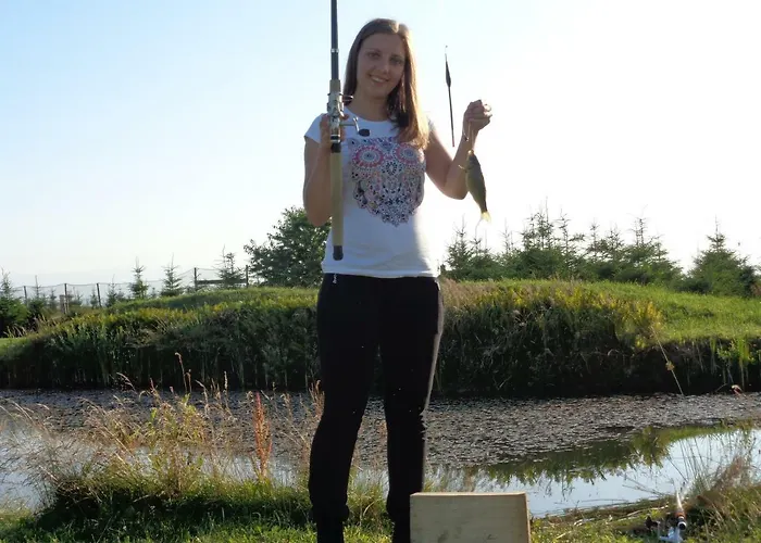 Ranczo U Stefana 尤斯托尼莫斯基