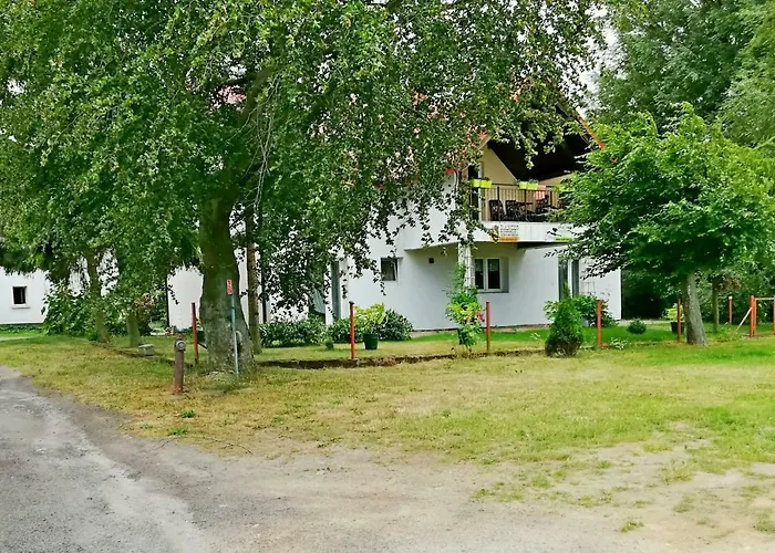 Ranczo U Stefana * 尤斯托尼莫斯基